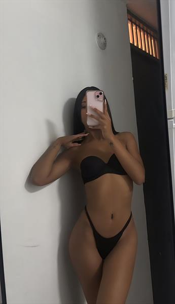 Natural petite friends avaibles 